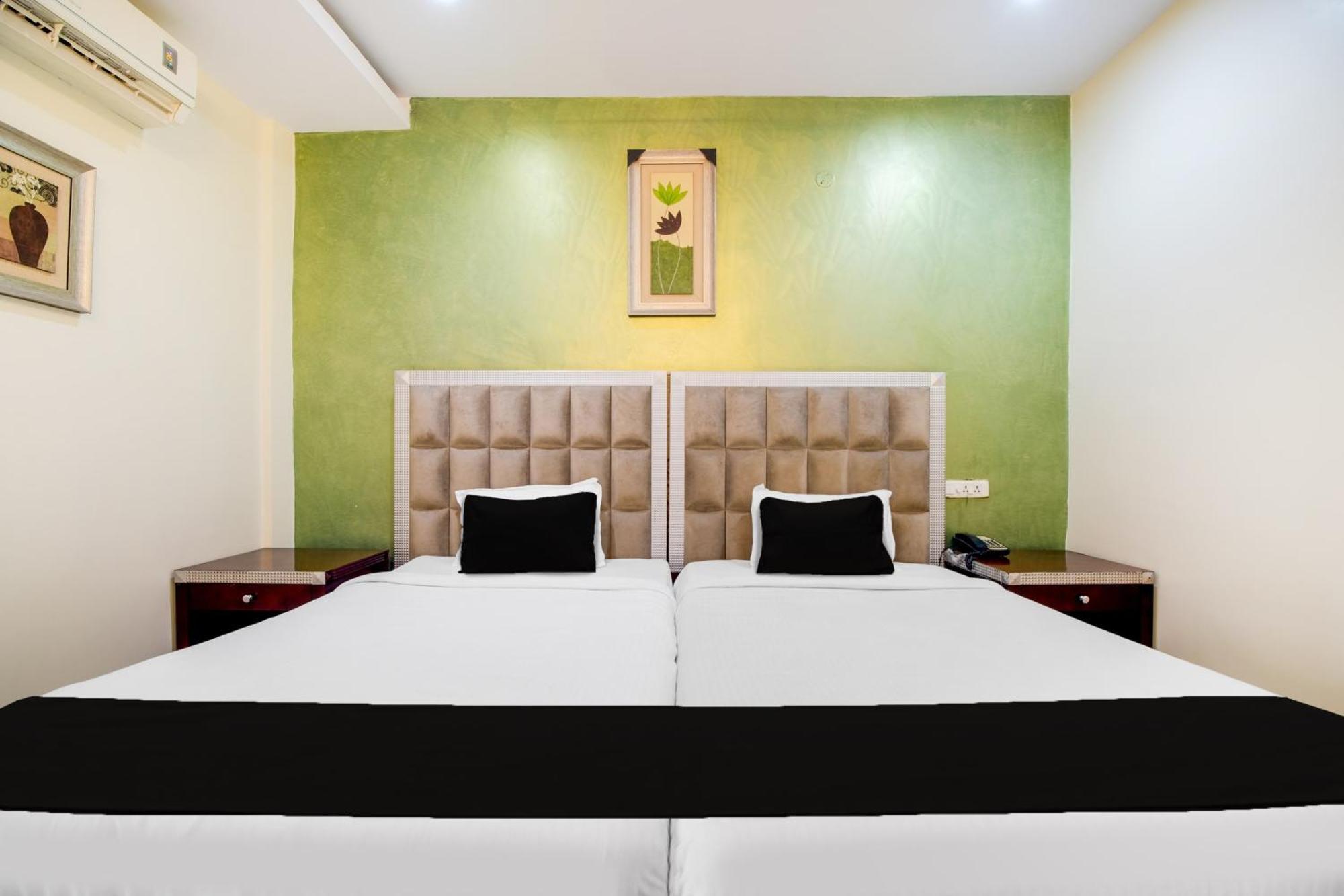 Hotel Treebo Trend M V Boutique à Kurmannapalem Extérieur photo